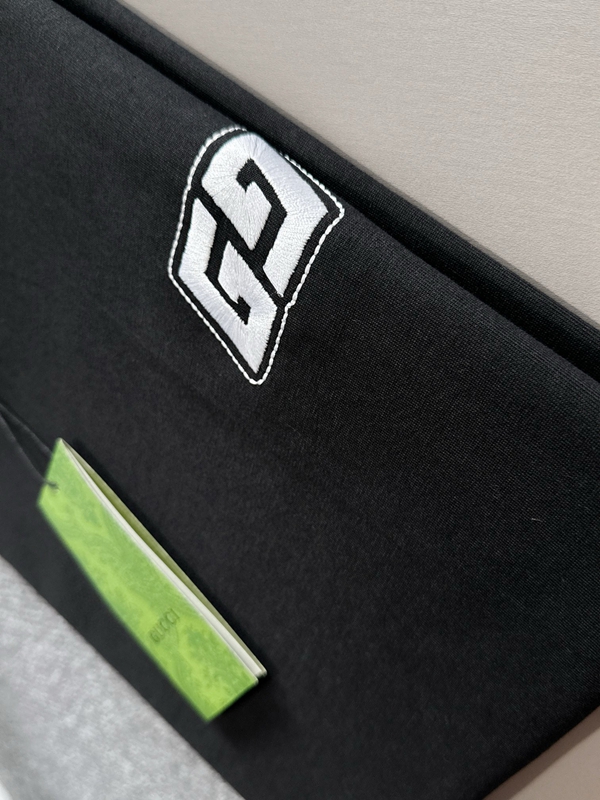 ブランドTシャツ細部ディテール